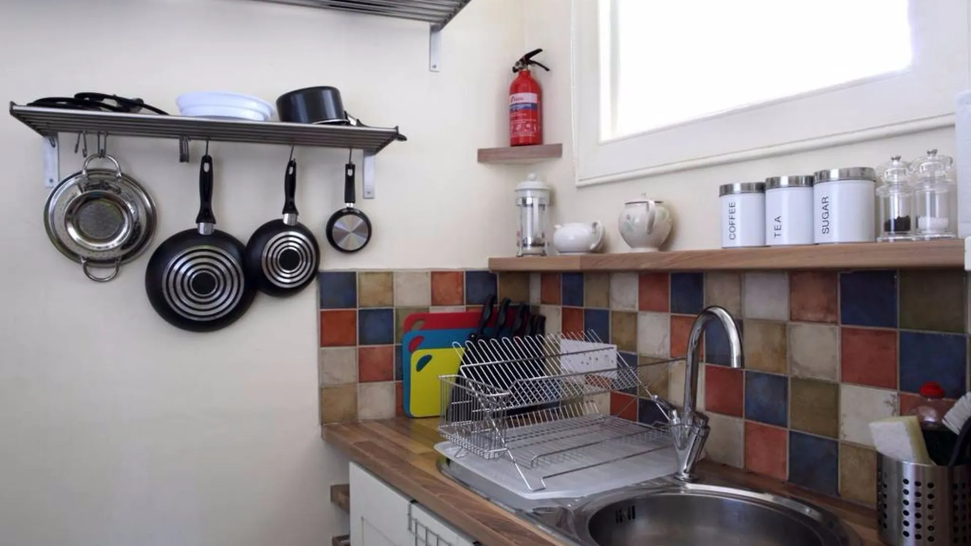2 Bedroom Apartment With Free Parking Εδιμβούργο